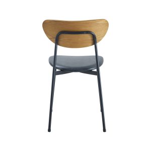 Super-Seat | Must Scandinavische design stoelen | Zwarte metalen frame, houten rugleuning, donkere stoffen bekleding, witte achtergrond. | Horecameubilair