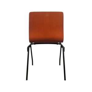 Super-Seat | The Car Katwijk Nederlandse stapelbare design stoel | Bruin houten rugleuning en zitting, zwarte metalen poten, modern Nederlands ontwerp. | Horecameubilair