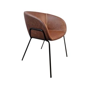 Super-Seat | De Portland design fauteuils cognac leer | Cognac leren armstoel met gebogen tapijt, vergelijkbare stiksels, zwarte metalen poten. | Horecameubilair