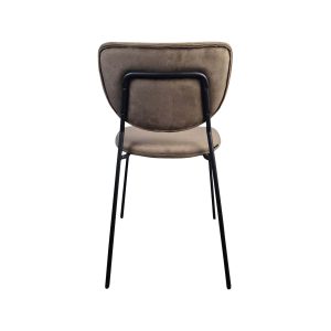 Super-Seat | Zwarte Diego stoel met bruine bekleding, gebogen vloerkleed, zwarte metalen poten; stijlvol en modern. | Horecameubilair