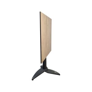 Super-Seat | Koppelstoelen Houston Cognac | Warm cognackleurig houten tafelblad op zwart metalen driepoot, van opzij, witte achtergrond. | Horecameubilair