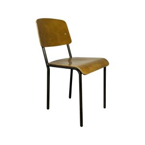 Super-Seat | Zwarte metalen stoel met gebogen houten zitting en rugleuning, op 4 poten. | Horecameubilair
