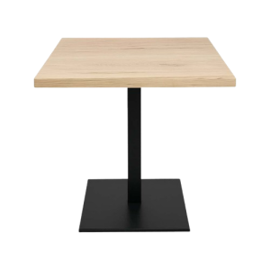 Super-Seat | Vierkante tafel met licht houten blad en zwarte metalen poot, minimalistisch tegen witte achtergrond. | Horecameubilair